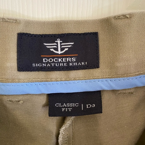 Dockers Khaki Pants 36x30 - Picture 3 of 4